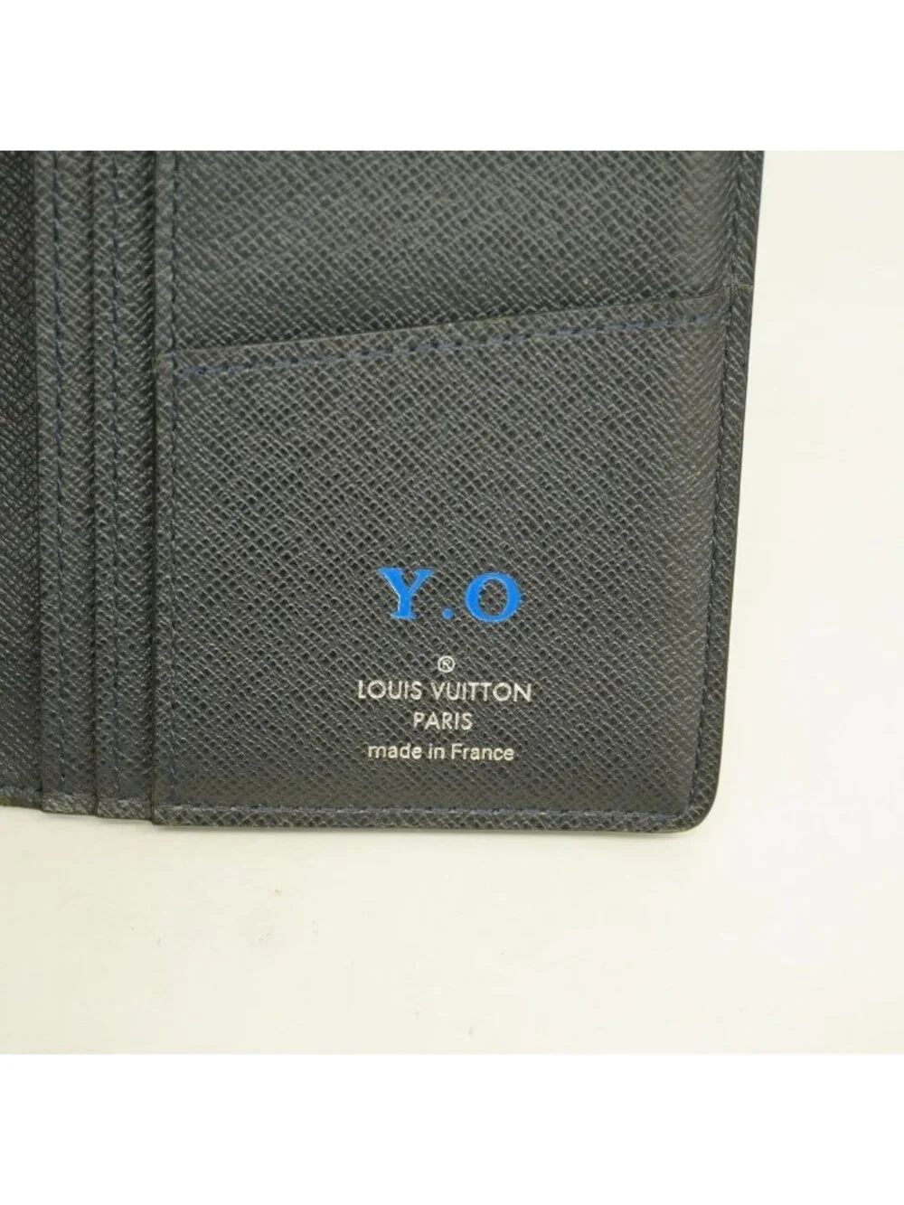 Louis Vuitton Wallet Taiga Portefeuille Brazza Blue Marine
